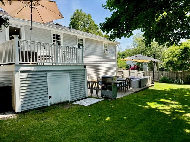 114 Hopeworth Avenue, Bristol, RI 02809
