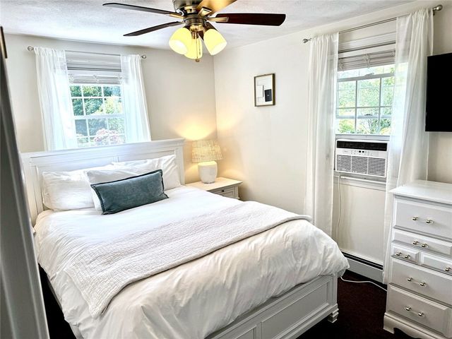 114 Hopeworth Avenue, Bristol, RI 02809