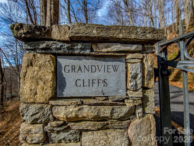 39 Grandview Cliff Heights, Maggie Valley, NC 28751