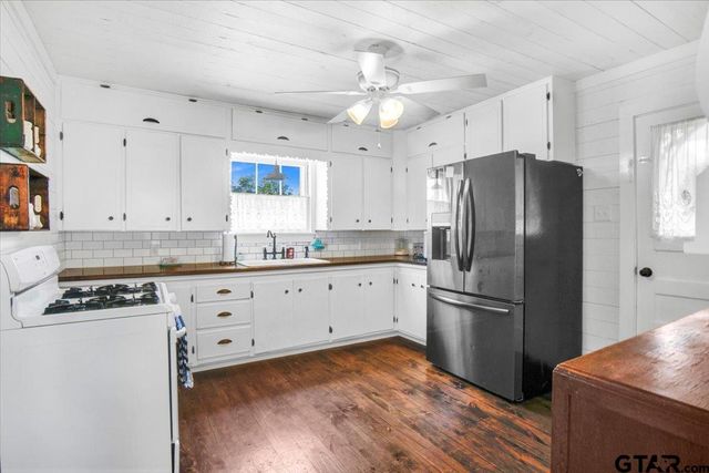 13926 State Highway 64 E, Tyler, TX 75707