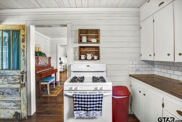 13926 State Highway 64 E, Tyler, TX 75707