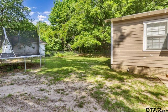 13926 State Highway 64 E, Tyler, TX 75707