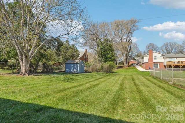 1716 Patton Avenue, Charlotte, NC 28216