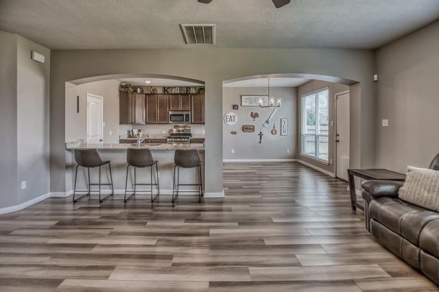 1011 Harvest Lane, Brenham, TX 77833