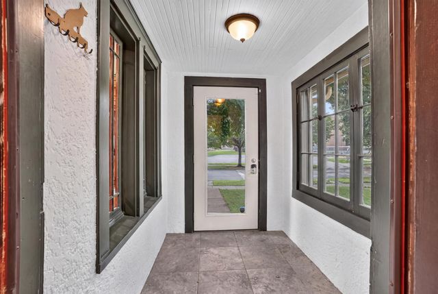 5316 12th Avenue S, Minneapolis, MN 55417