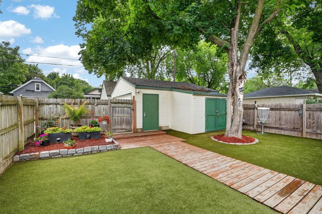 5316 12th Avenue S, Minneapolis, MN 55417