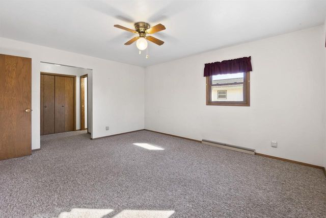 421 MANHATTAN STREET, Chilton, WI 53014