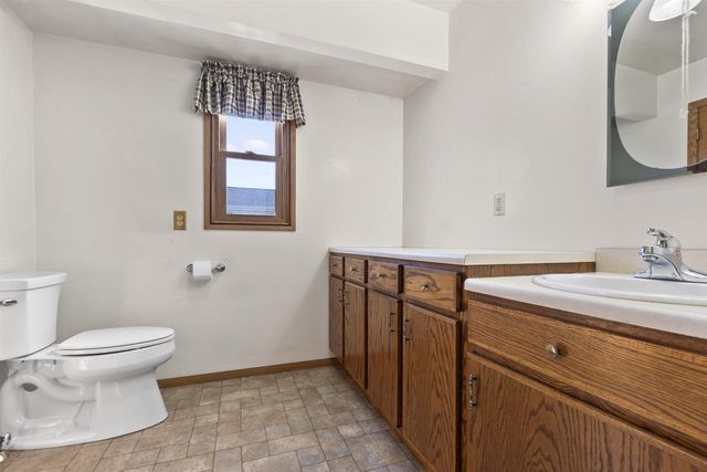 421 MANHATTAN STREET, Chilton, WI 53014