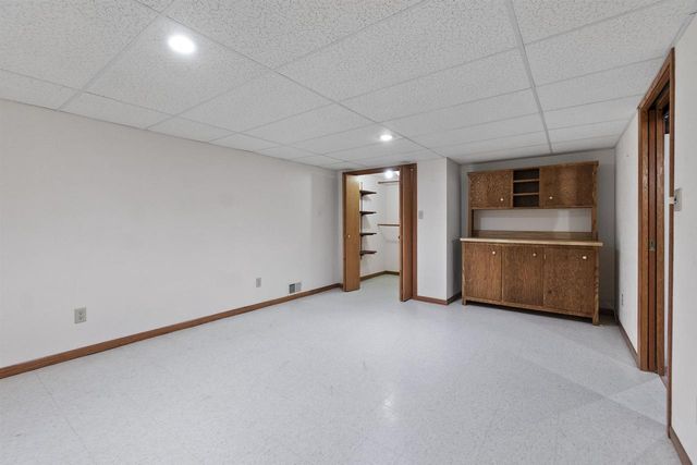 421 MANHATTAN STREET, Chilton, WI 53014