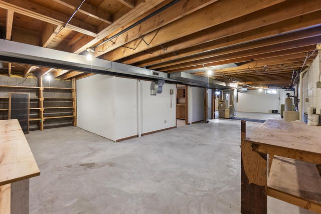 421 MANHATTAN STREET, Chilton, WI 53014