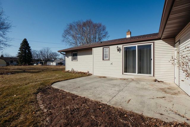 421 MANHATTAN STREET, Chilton, WI 53014