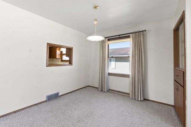 421 MANHATTAN STREET, Chilton, WI 53014