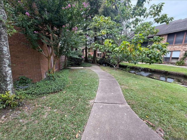 2419 Aubin Ln, Baton Rouge, LA 70816