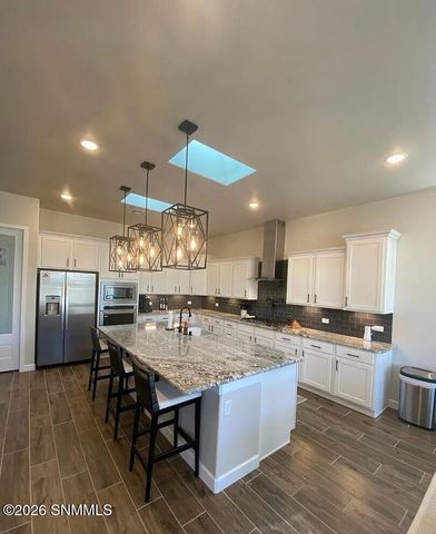 6865 Electra Avenue, Las Cruces, NM 88012