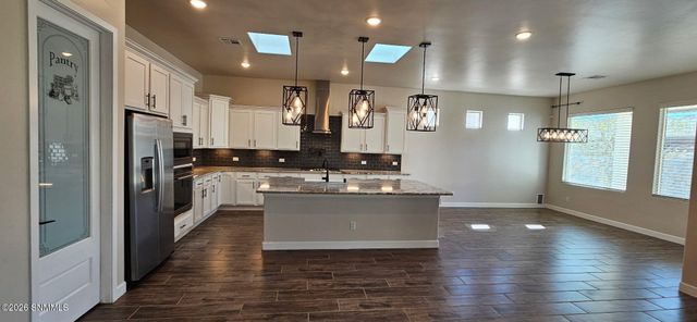 6865 Electra Avenue, Las Cruces, NM 88012