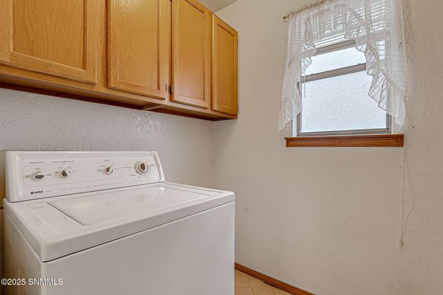 1015 Galvan Drive, Las Cruces, NM 88005