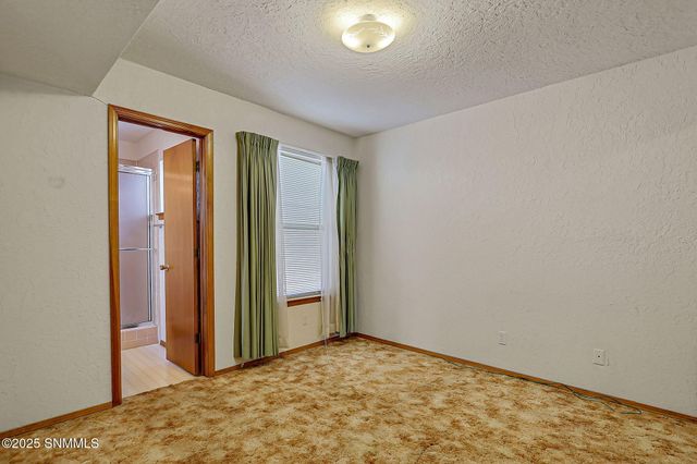 1015 Galvan Drive, Las Cruces, NM 88005