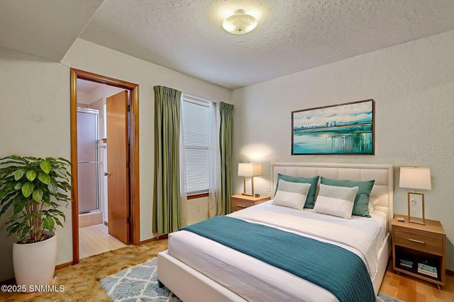 1015 Galvan Drive, Las Cruces, NM 88005