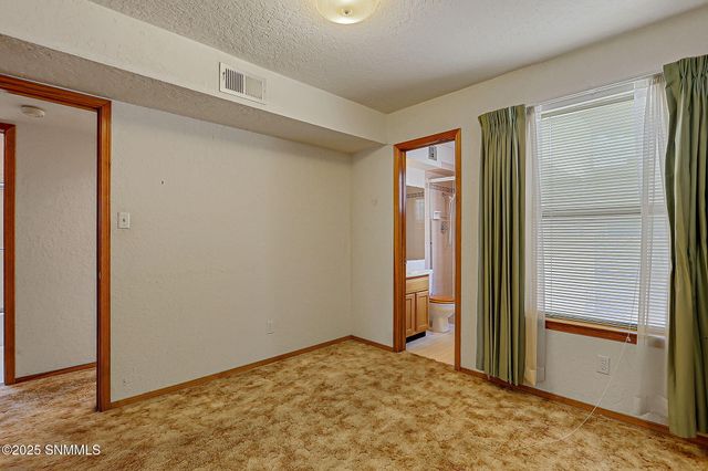 1015 Galvan Drive, Las Cruces, NM 88005