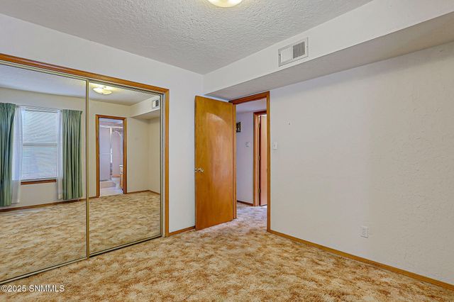 1015 Galvan Drive, Las Cruces, NM 88005