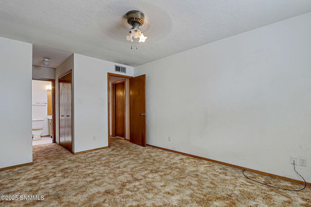 1015 Galvan Drive, Las Cruces, NM 88005