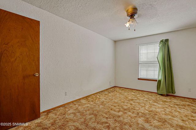 1015 Galvan Drive, Las Cruces, NM 88005