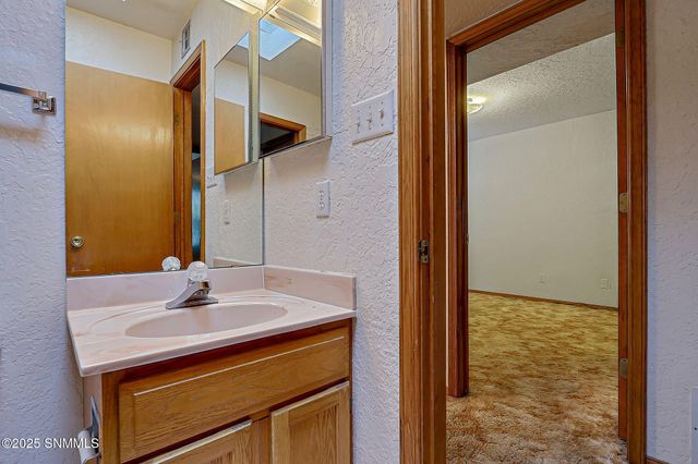 1015 Galvan Drive, Las Cruces, NM 88005