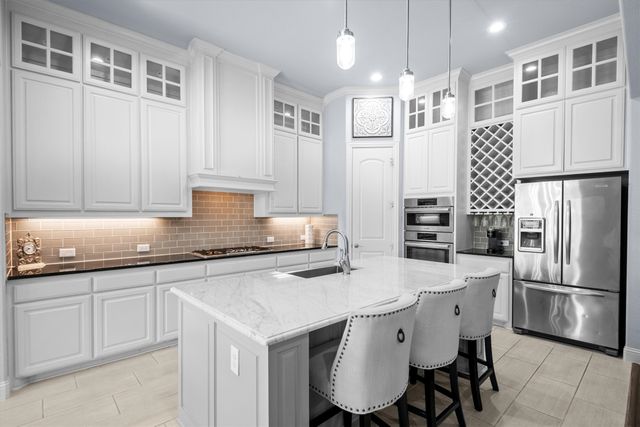 116 Old Bridge Road, Waxahachie, TX 75165