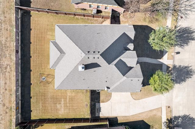 116 Old Bridge Road, Waxahachie, TX 75165