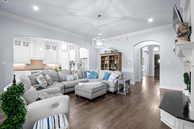 116 Old Bridge Road, Waxahachie, TX 75165