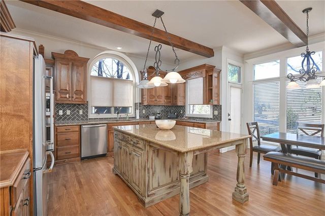 14500 Perry Street, Overland Park, KS 66221