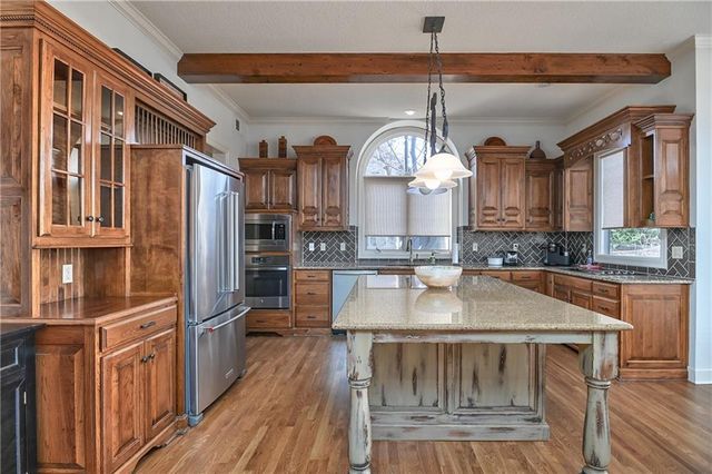 14500 Perry Street, Overland Park, KS 66221