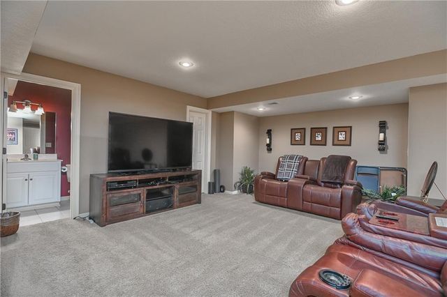 14500 Perry Street, Overland Park, KS 66221