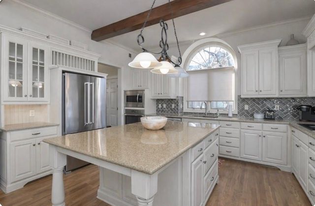 14500 Perry Street, Overland Park, KS 66221