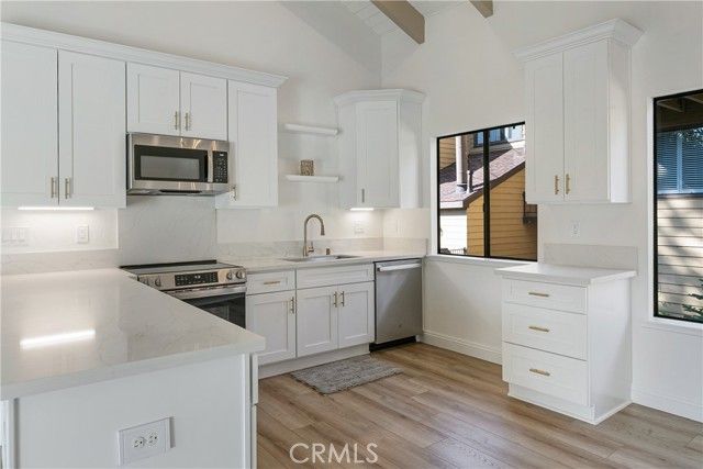 27657 Peninsula Drive 131, Lake Arrowhead, CA 92352