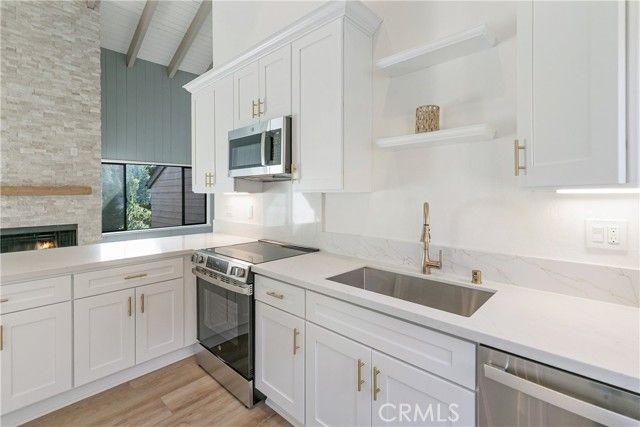 27657 Peninsula Drive 131, Lake Arrowhead, CA 92352