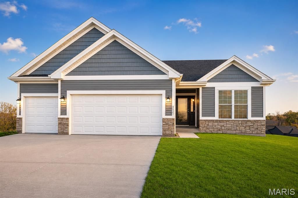 172 Hank's Close Court 172 STB, Washington, MO 63090