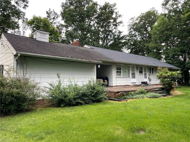 1834 Zephyr Road, Dobson, NC 27017