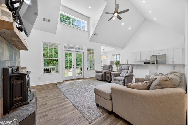 2736 Lester Mill Road, Locust Grove, GA 30248