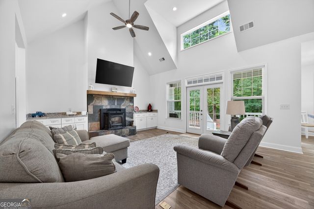 2736 Lester Mill Road, Locust Grove, GA 30248