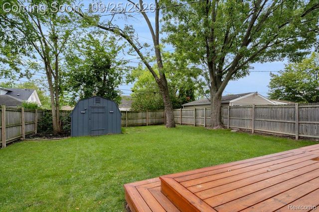 1465 West Boulevard, Berkley, MI 48072