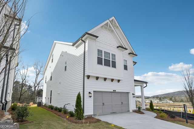 129 Herring Drive, Hoschton, GA 30548