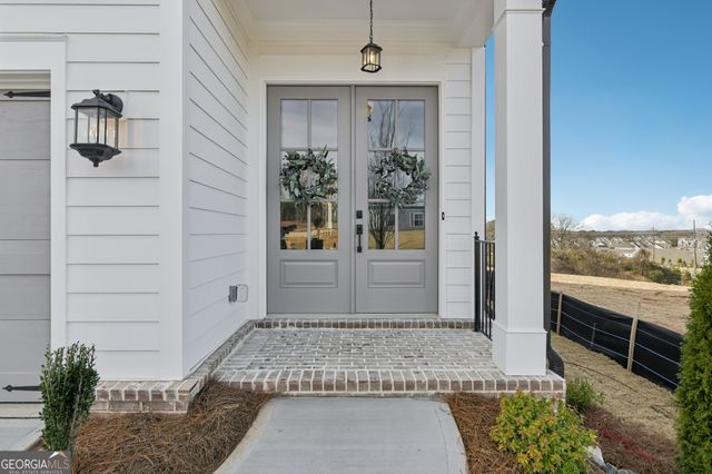 129 Herring Drive, Hoschton, GA 30548