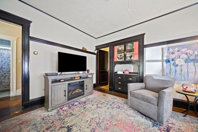 16 Hamilton Rd, Somerville, MA 02144