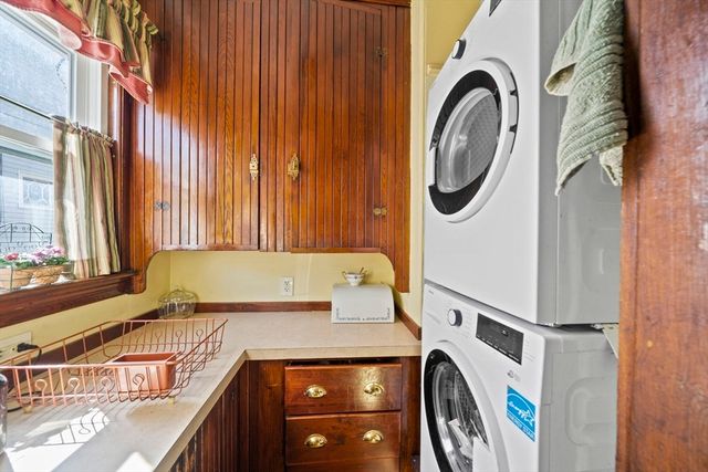 16 Hamilton Rd, Somerville, MA 02144