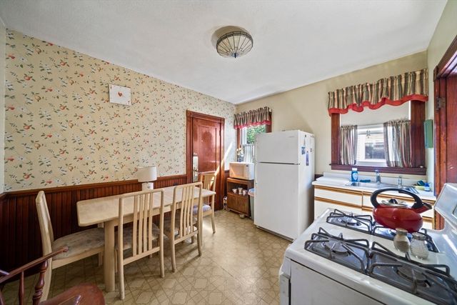 16 Hamilton Rd, Somerville, MA 02144