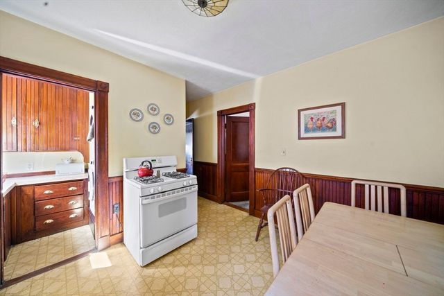 16 Hamilton Rd, Somerville, MA 02144