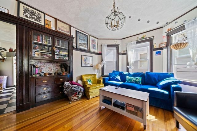 16 Hamilton Rd, Somerville, MA 02144