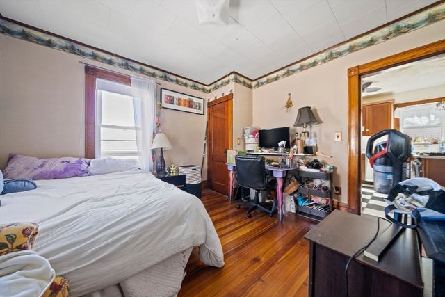 16 Hamilton Rd, Somerville, MA 02144