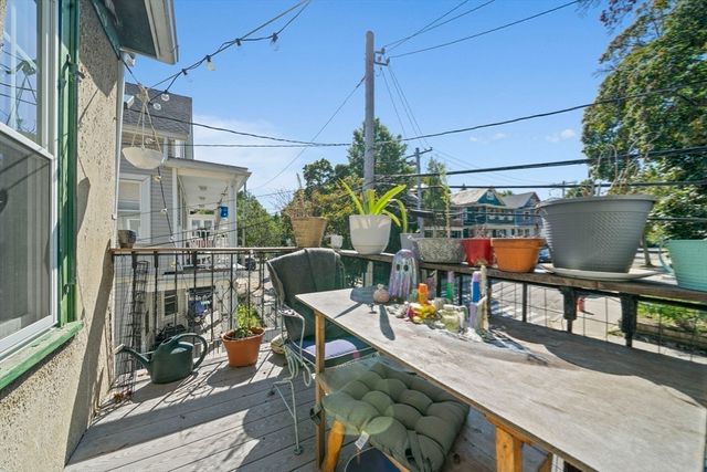 16 Hamilton Rd, Somerville, MA 02144